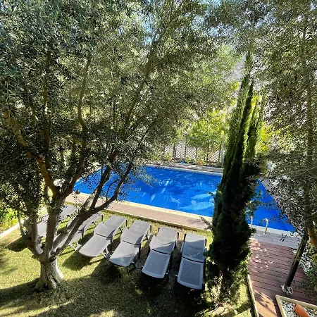 Holiday home With Private Pool And Beautiful Garden