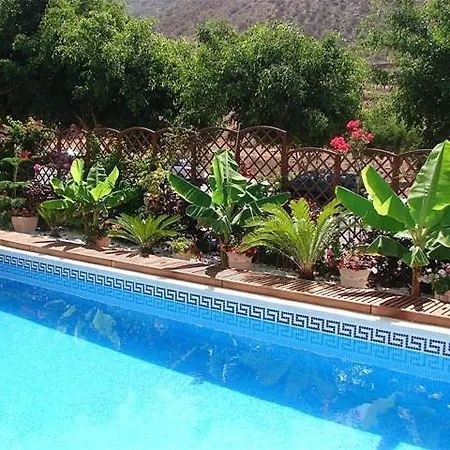 With Private Pool And Beautiful Garden Prázdninový dům