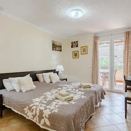 With Private Pool And Beautiful Garden Holiday home Los Cristianos (Tenerife)
